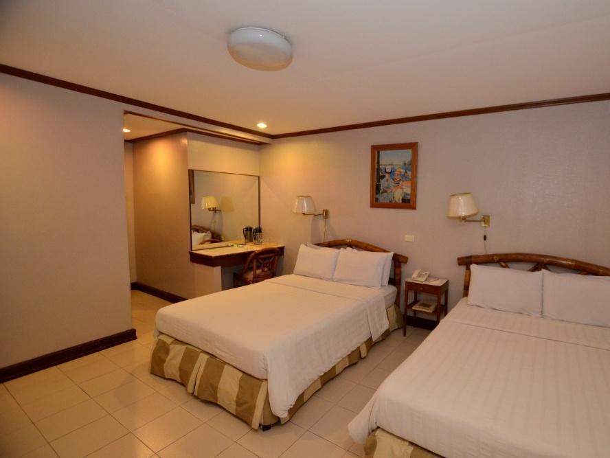 โรงแรมเบเวอร์ลี่ บูติก บิสซิเนส Cebu ภายนอก รูปภาพ