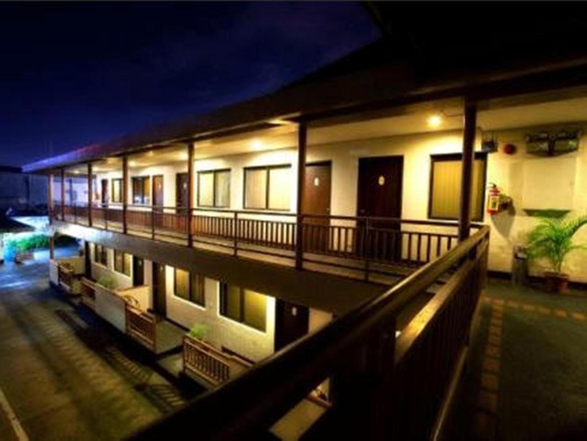 โรงแรมเบเวอร์ลี่ บูติก บิสซิเนส Cebu ภายนอก รูปภาพ
